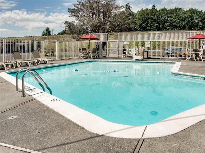 Motel 6-Kelso, Wa - Mt. St. Helens Екстер'єр фото