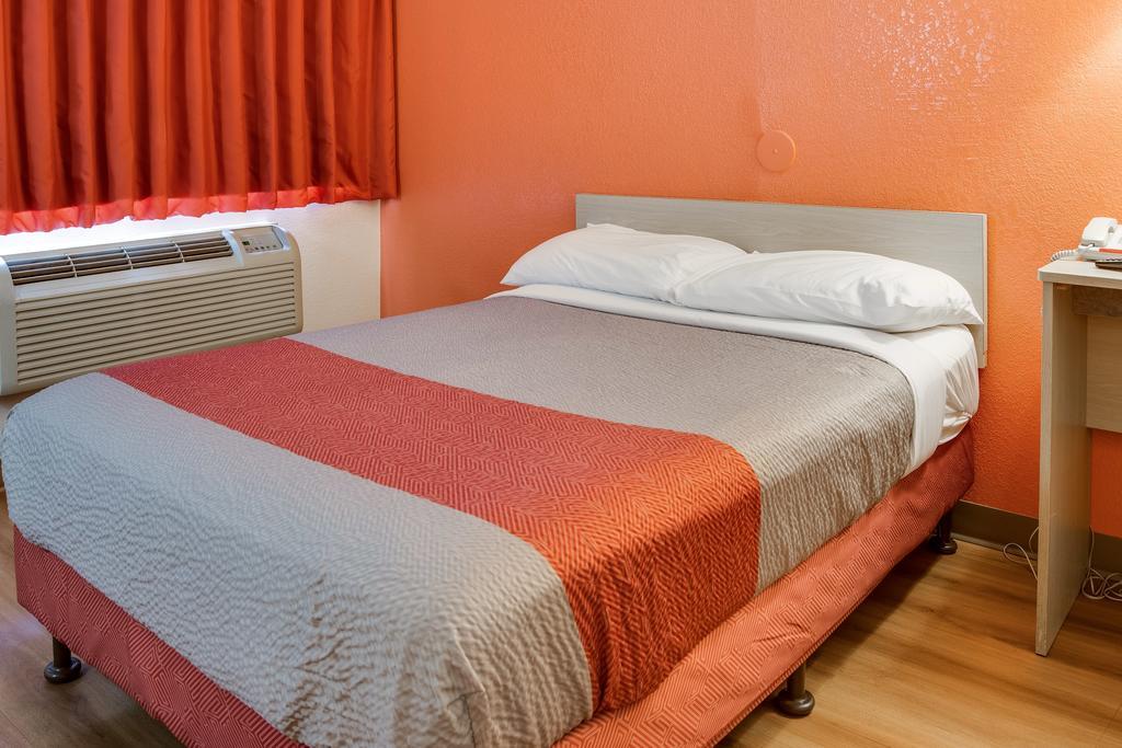 Motel 6-Kelso, Wa - Mt. St. Helens Екстер'єр фото