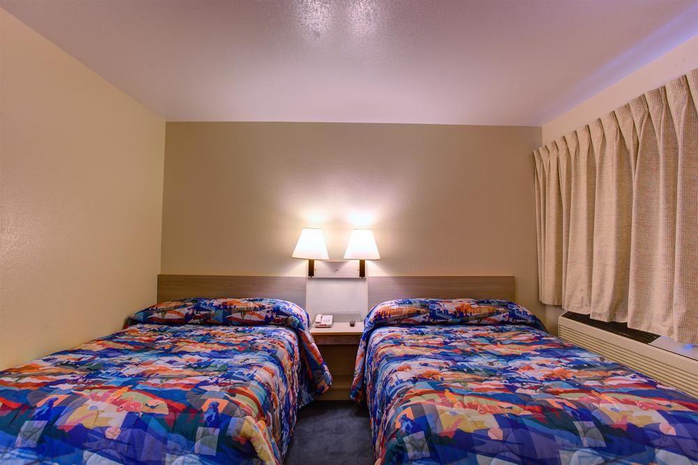 Motel 6-Kelso, Wa - Mt. St. Helens Екстер'єр фото