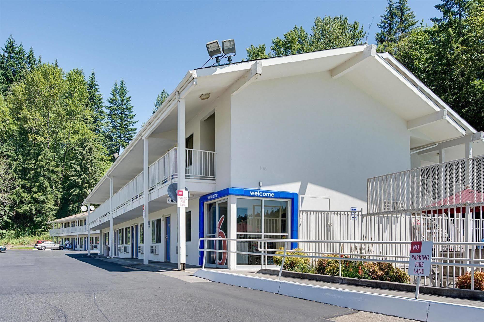 Motel 6-Kelso, Wa - Mt. St. Helens Екстер'єр фото